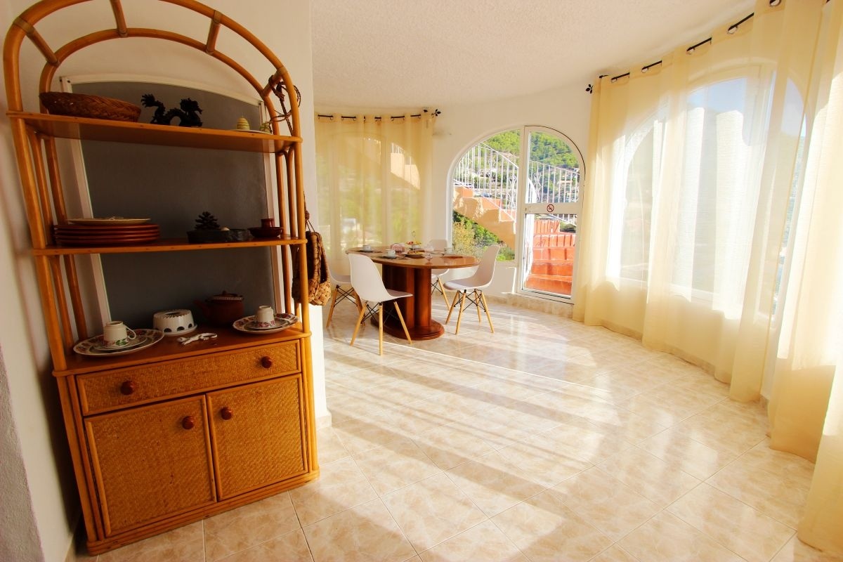 Charmante villa avec vue sur la mer et licence touristique à Maryvilla, Calpe