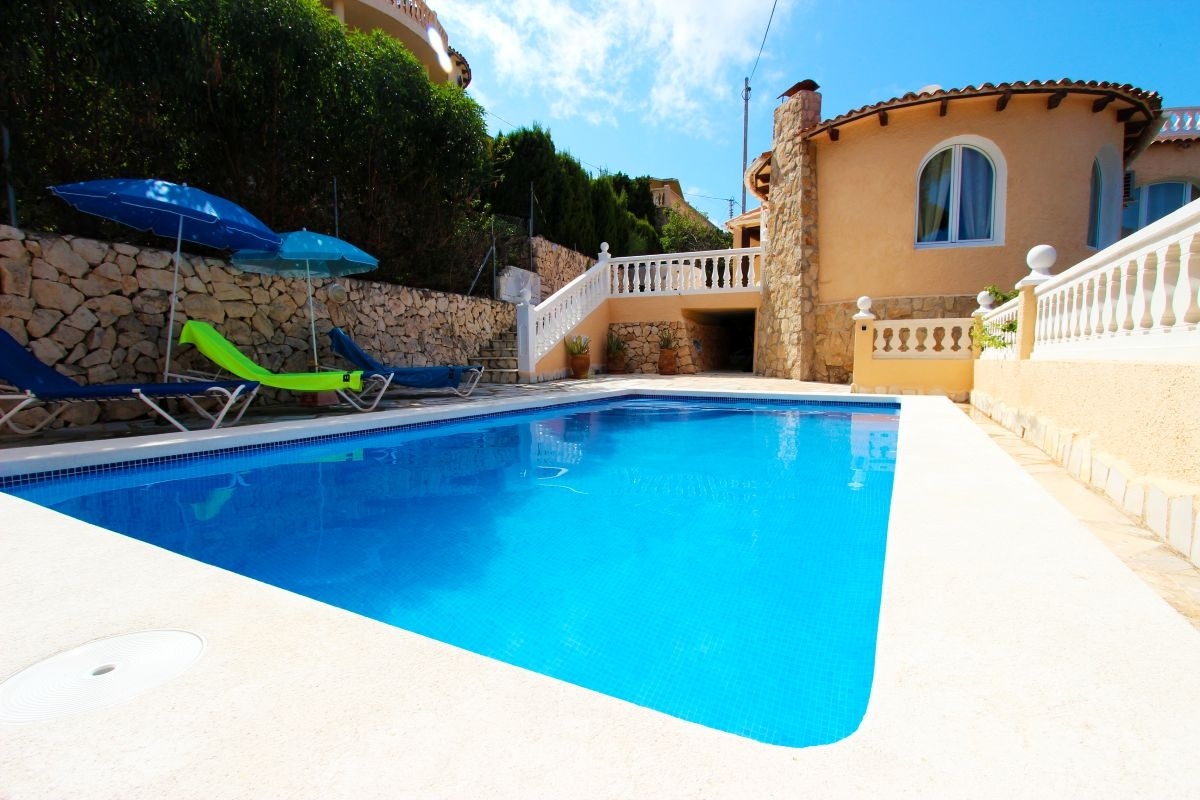 Charmante villa avec vue sur la mer et licence touristique à Maryvilla, Calpe