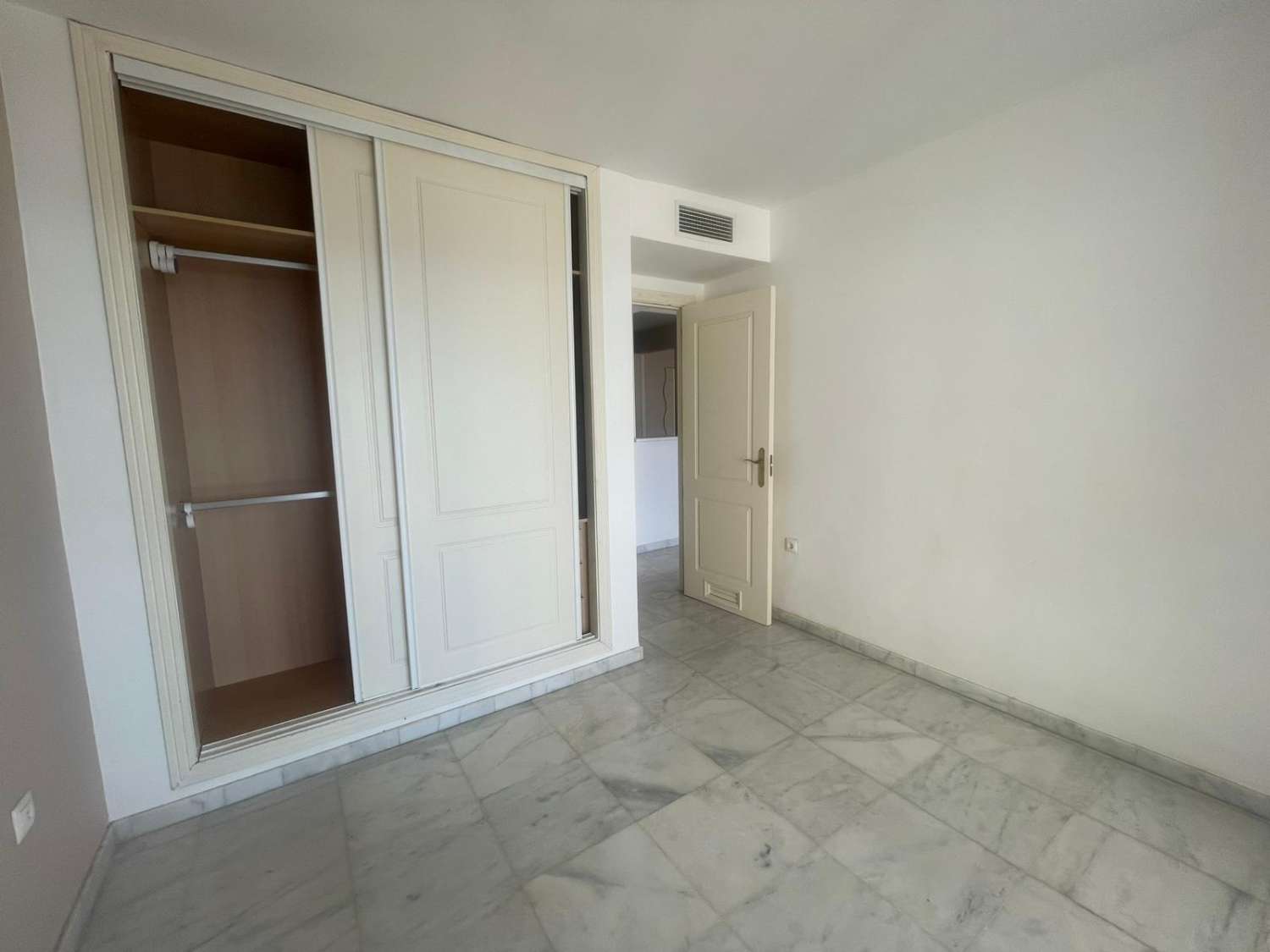 Wohnung in erster Meereslinie | Torrequebrada, Benalmádena (Costa del Sol)