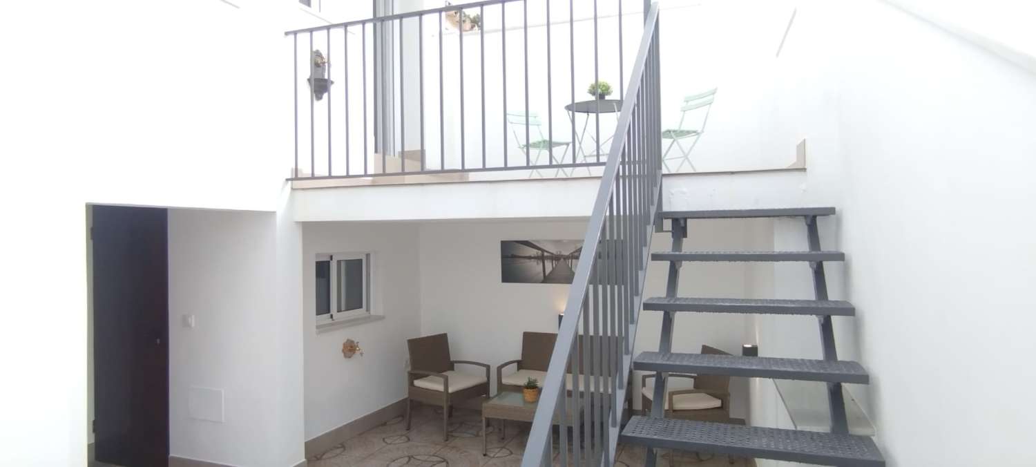 Renoviertes Stadthaus mit Panoramaterrasse im Zentrum von Archidona