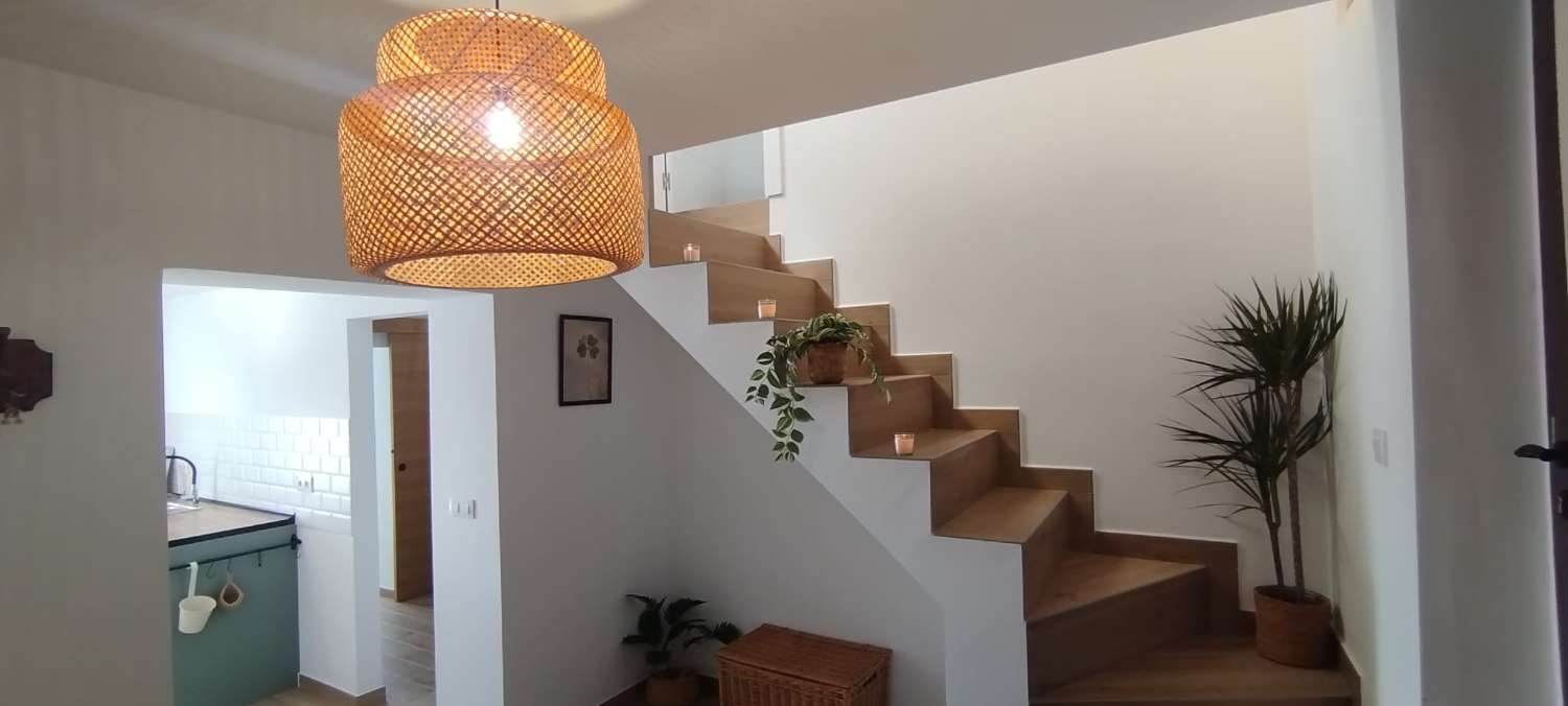 Renoviertes Stadthaus mit Panoramaterrasse im Zentrum von Archidona