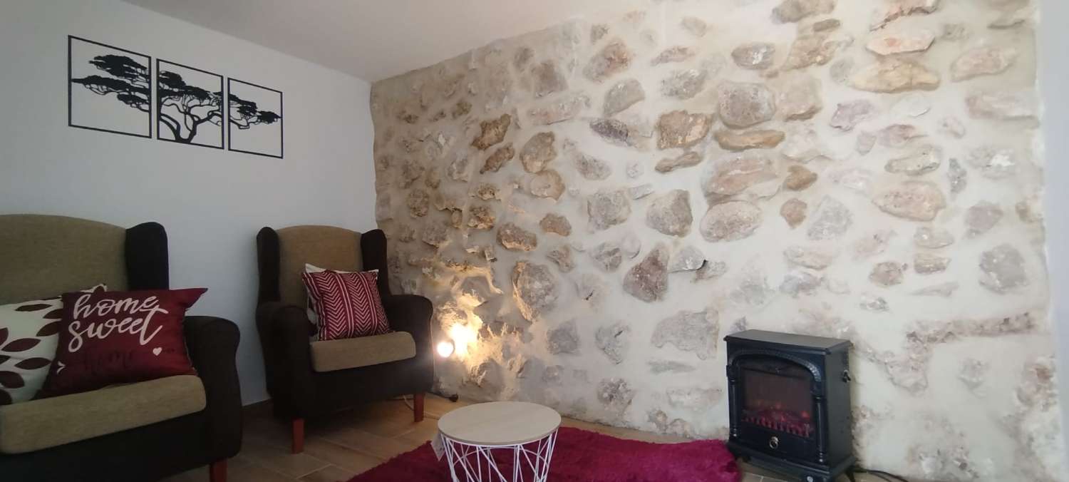 Renoviertes Stadthaus mit Panoramaterrasse im Zentrum von Archidona