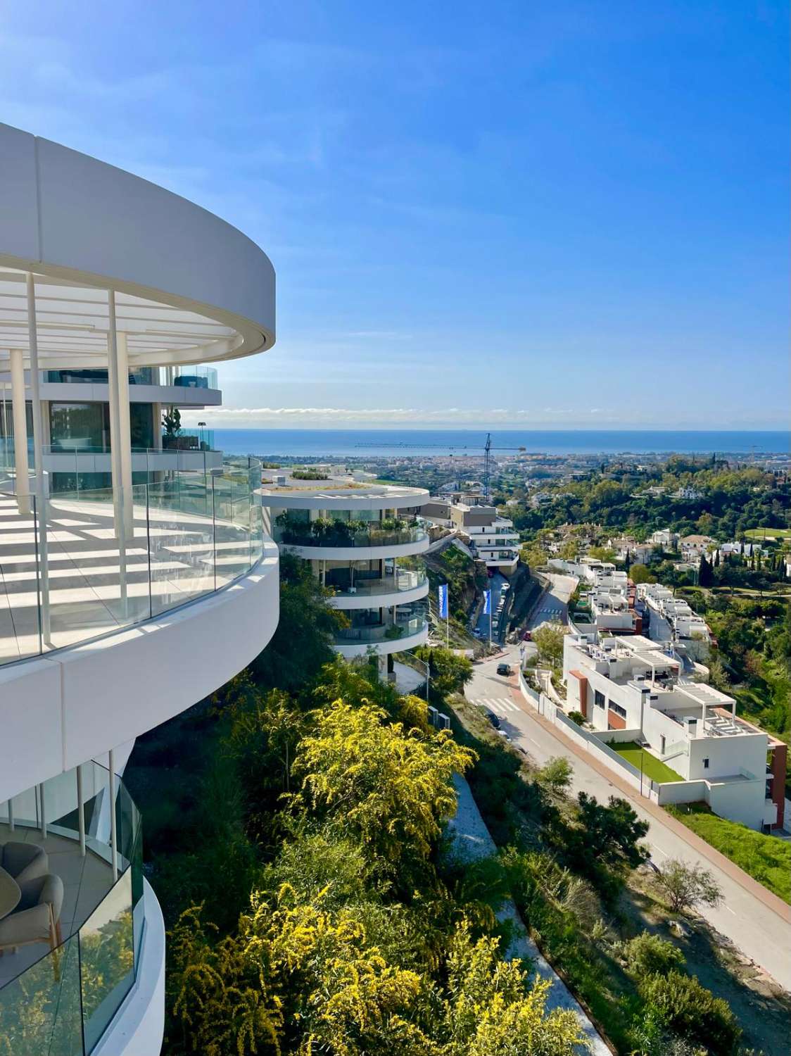 Exklusives Luxus-Apartment mit Panoramablick zwischen Marbella und Benahavís