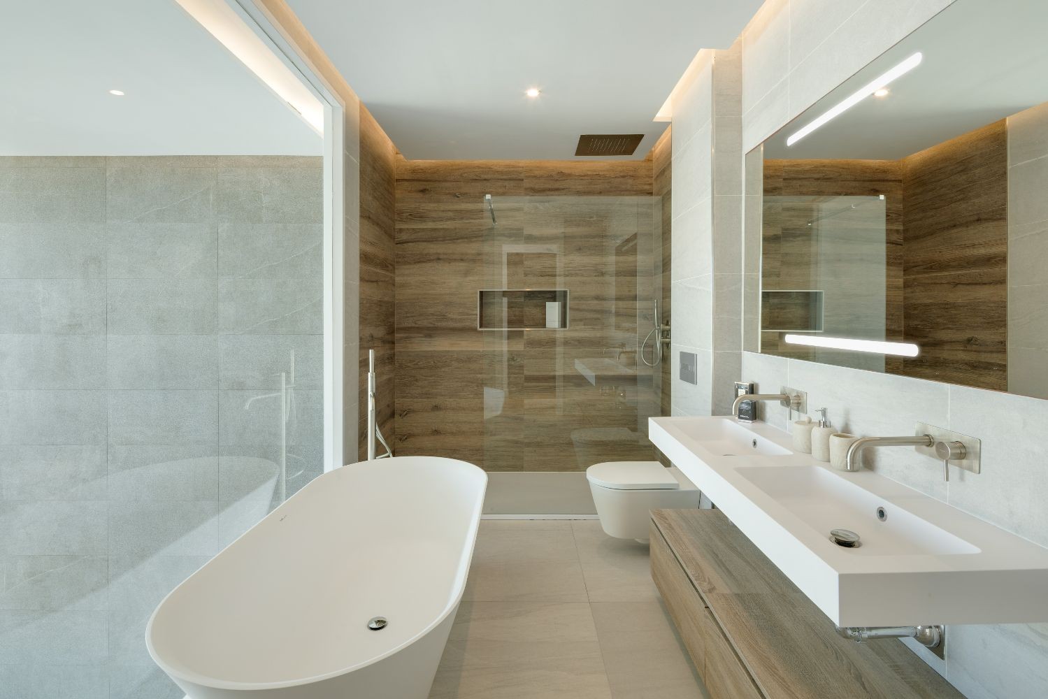 Exklusive Doppelhaushälfte in Río Real, Marbella