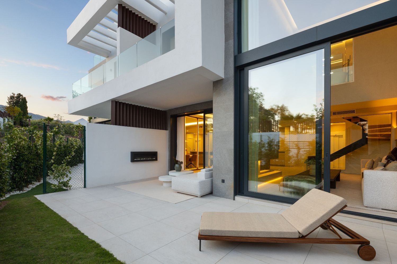 Exklusive Doppelhaushälfte in Río Real, Marbella