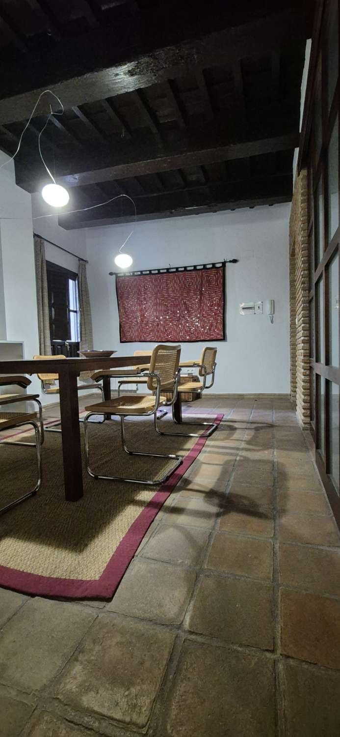 Exklusives Duplex-Apartment mit Alhambra-Blick im Albaicín – Langzeitvermietung in Granada