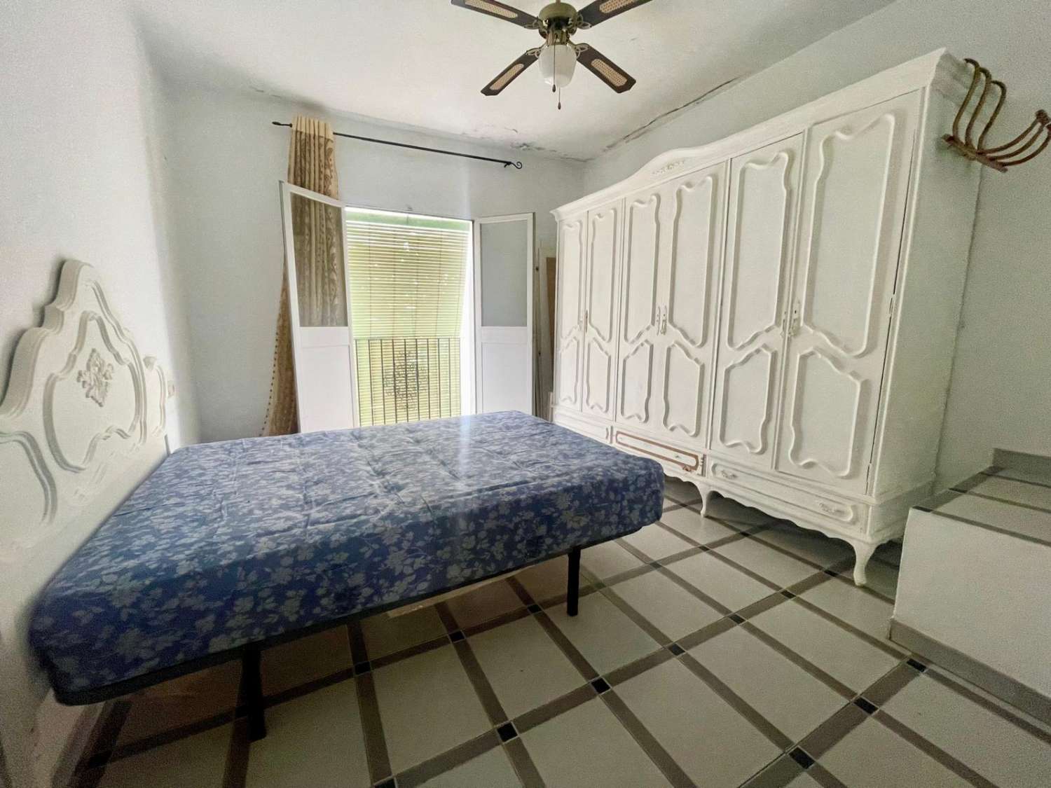 Andalusisches Dorfhaus mit Charakter und traumhaftem Bergblick in Yunquera