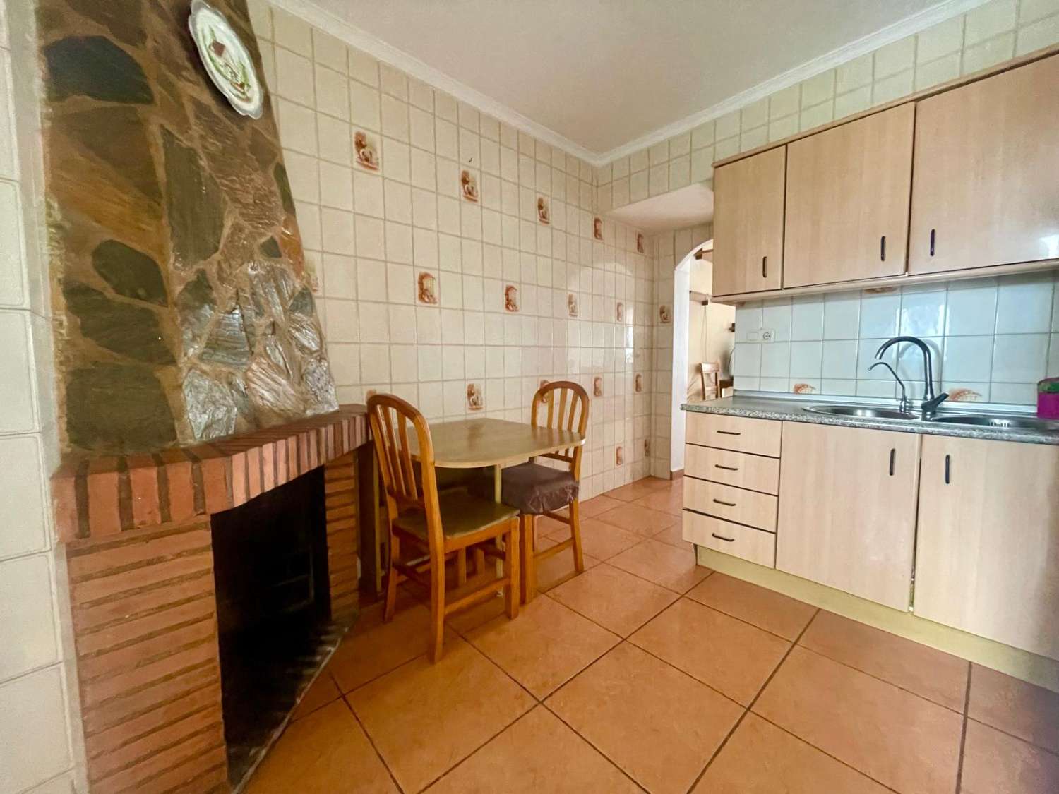 Andalusisches Dorfhaus mit Charakter und traumhaftem Bergblick in Yunquera