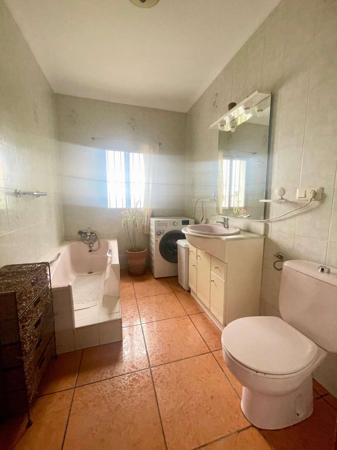 Andalusisches Dorfhaus mit Charakter und traumhaftem Bergblick in Yunquera