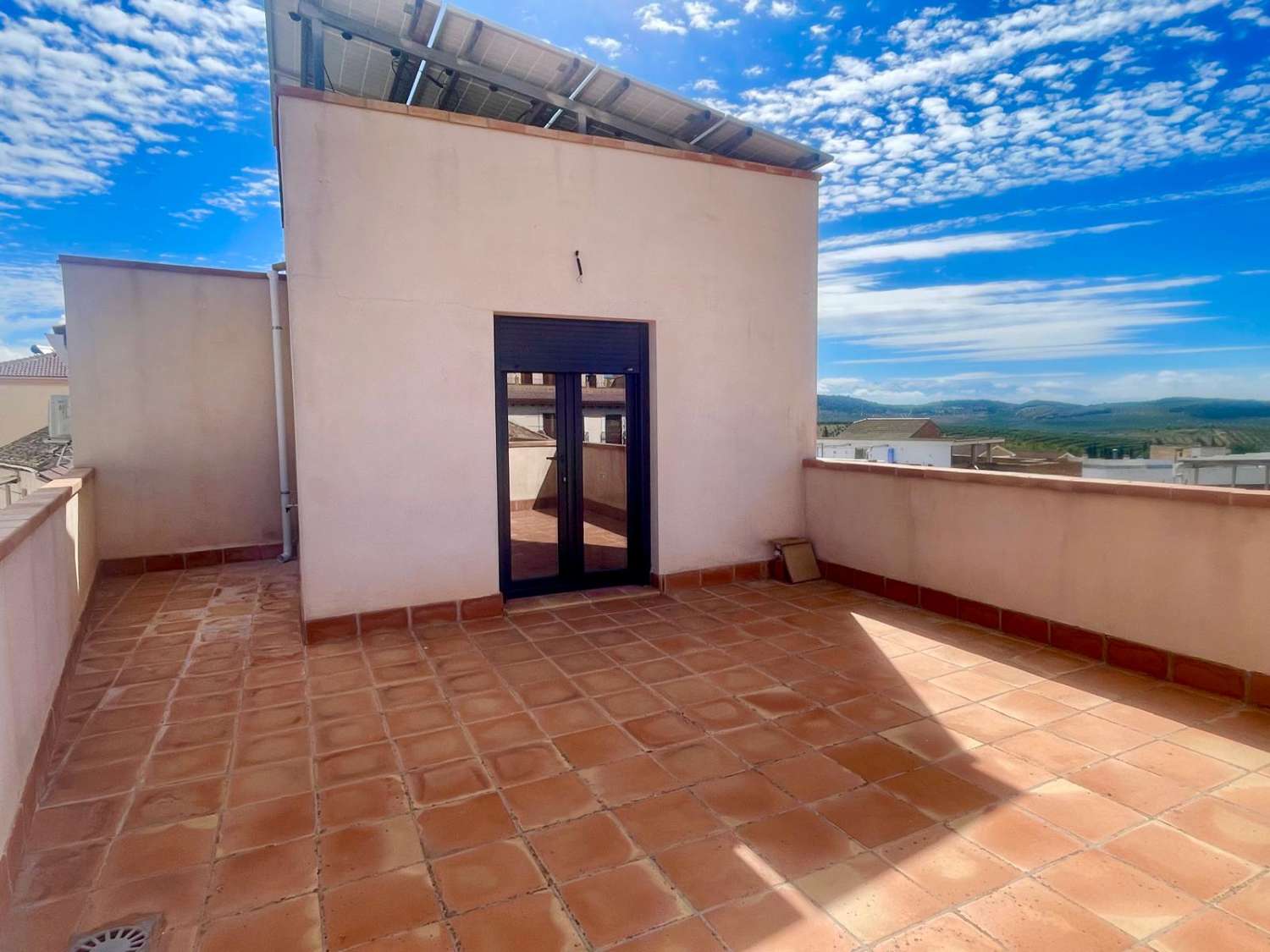 Renoviertes Stadthaus mit Panoramablick in Íllora (Granada)