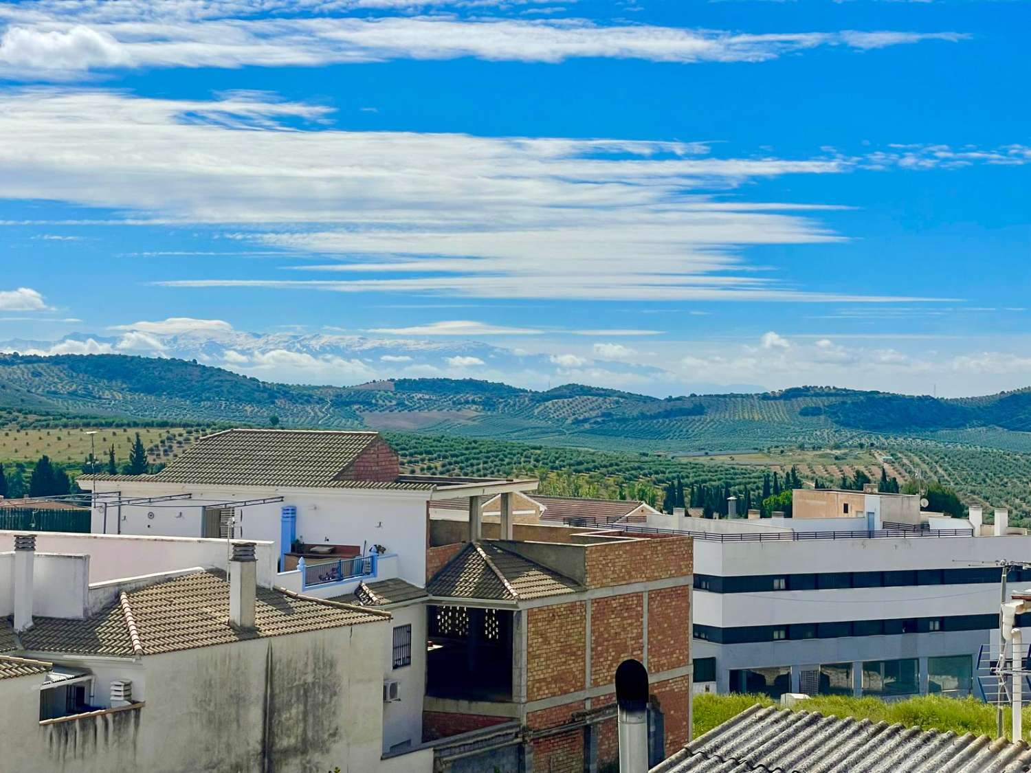 Renoviertes Stadthaus mit Panoramablick in Íllora (Granada)