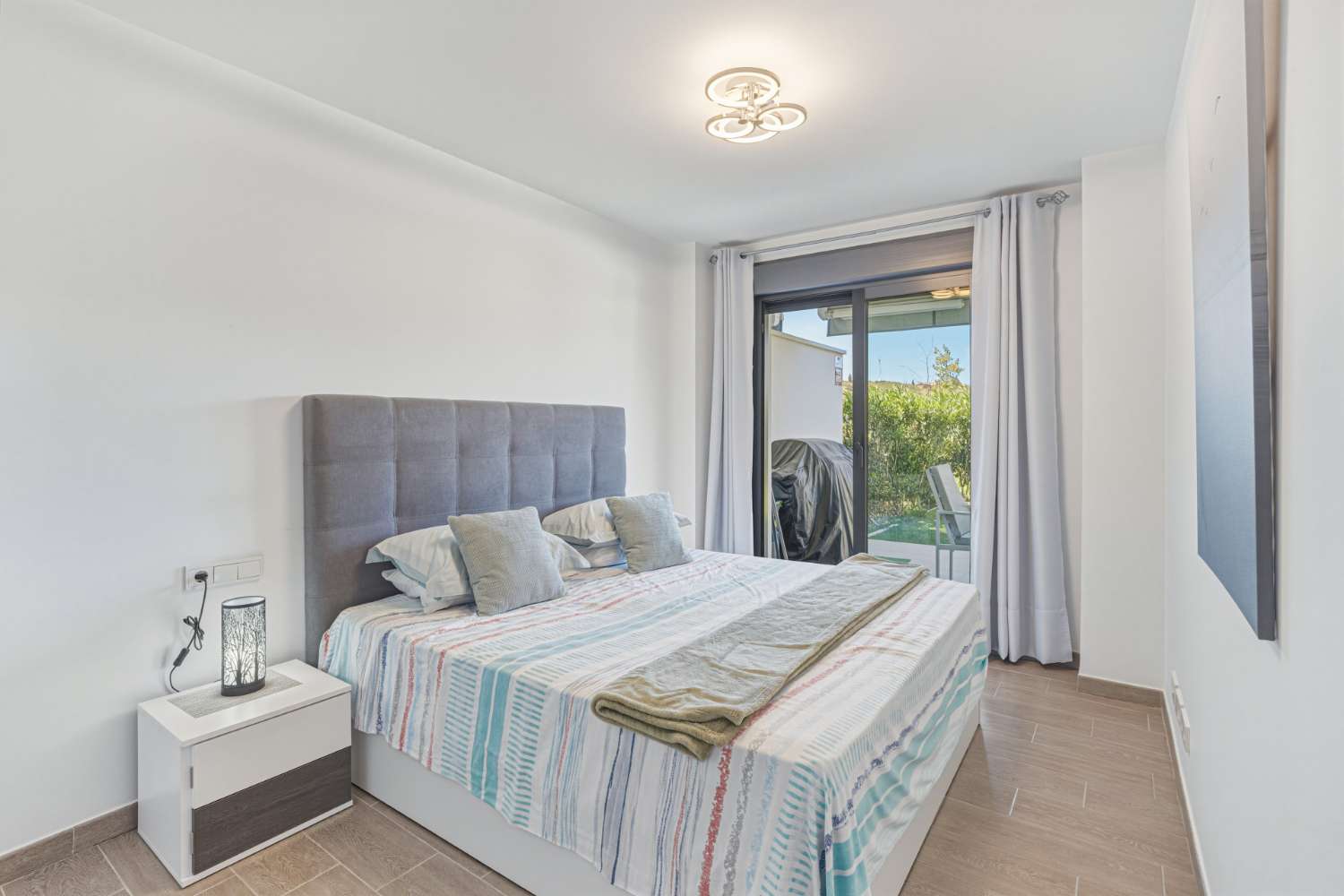 Charmante Erdgeschosswohnung mit privatem Garten in La Cala de Mijas
