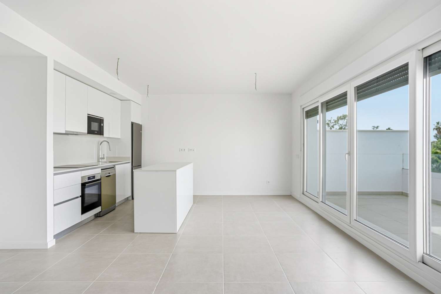 Moderne Neubauwohnung in exklusiver Wohnanlage an der New Golden Mile in Estepona