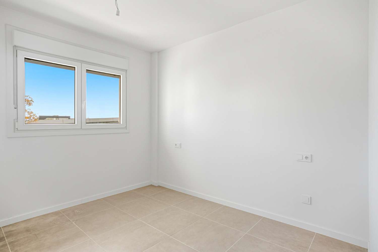 Moderne Neubauwohnung in exklusiver Wohnanlage an der New Golden Mile in Estepona