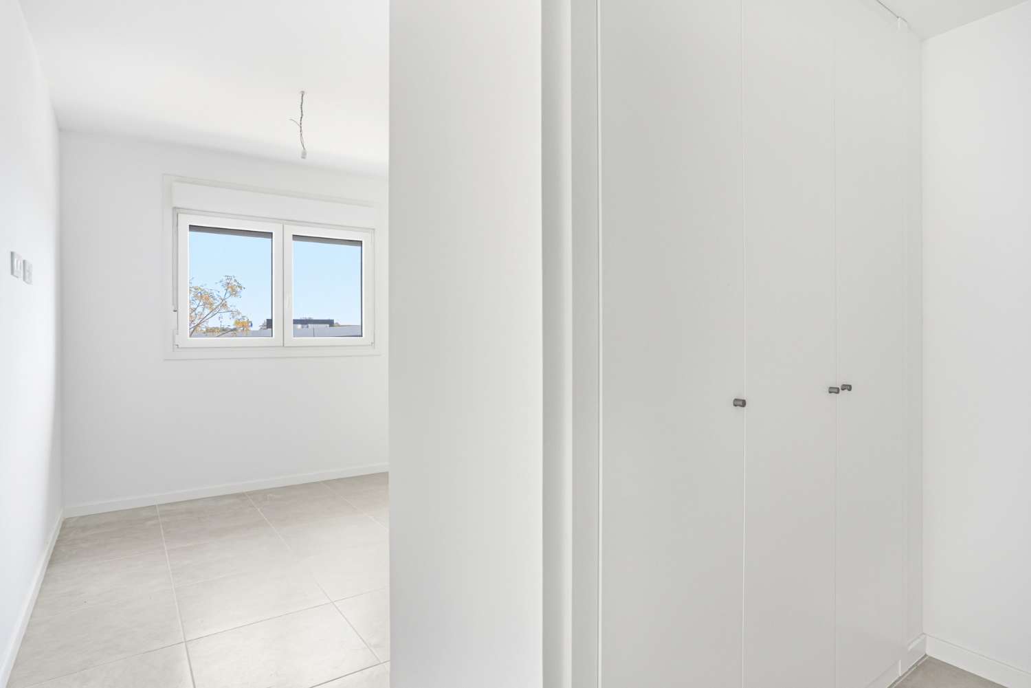 Moderne Neubauwohnung in exklusiver Wohnanlage an der New Golden Mile in Estepona