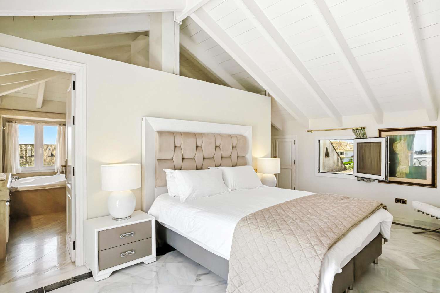 Exklusives Duplex-Penthouse mit Meerblick in Monte Paraiso an der Golden Mile