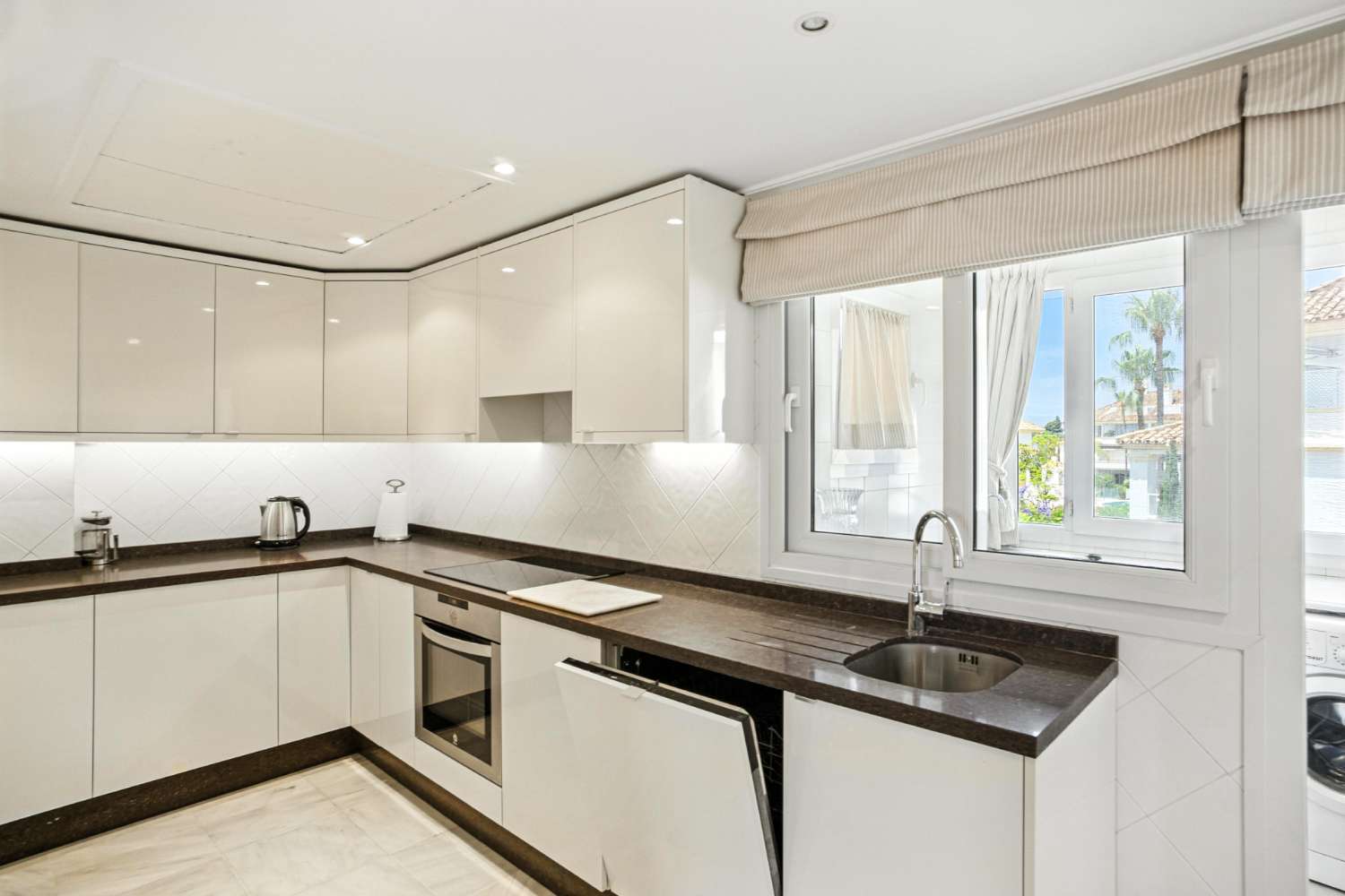 Exklusives Duplex-Penthouse mit Meerblick in Monte Paraiso an der Golden Mile