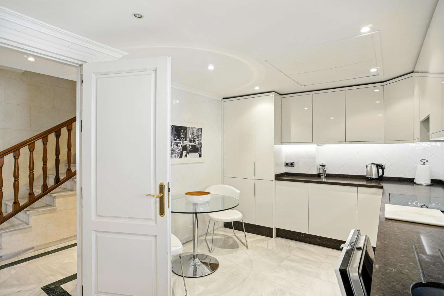 Exklusives Duplex-Penthouse mit Meerblick in Monte Paraiso an der Golden Mile