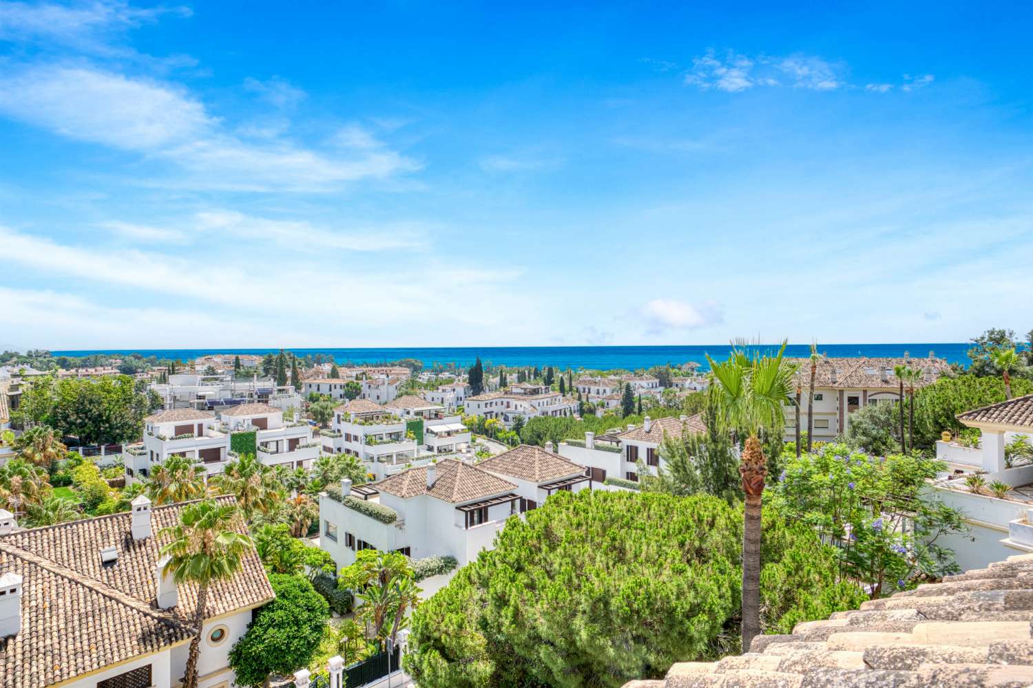 Exklusives Duplex-Penthouse mit Meerblick in Monte Paraiso an der Golden Mile