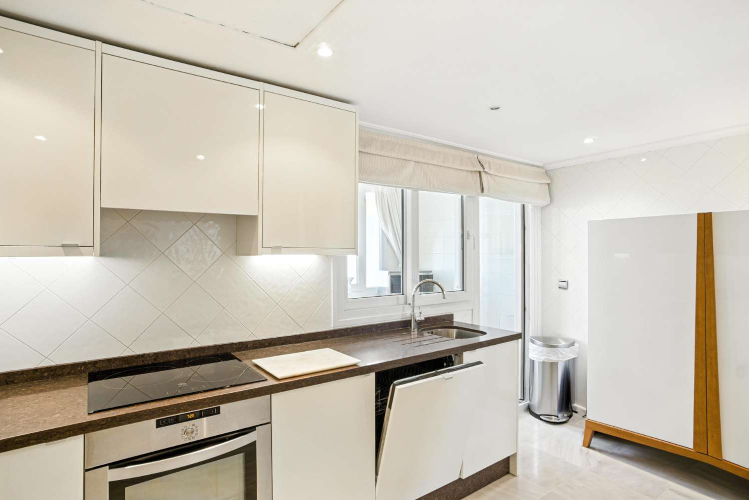 Exklusives Duplex-Penthouse mit Meerblick in Monte Paraiso an der Golden Mile
