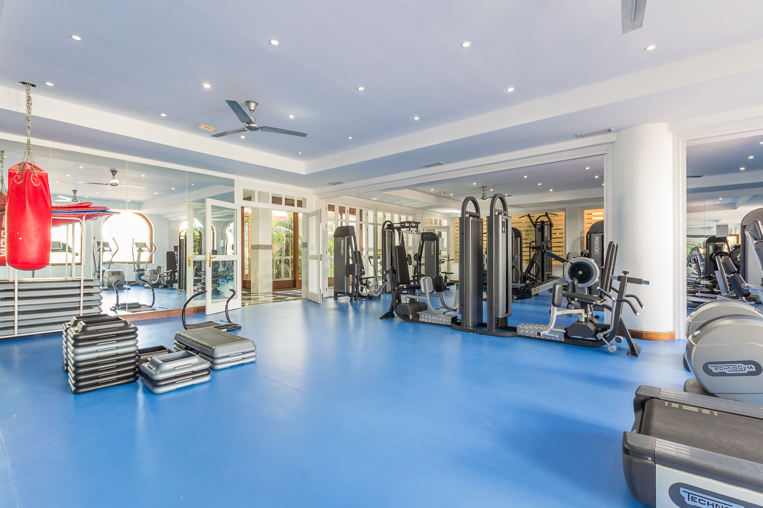 Exklusives Duplex-Penthouse mit Meerblick in Monte Paraiso an der Golden Mile