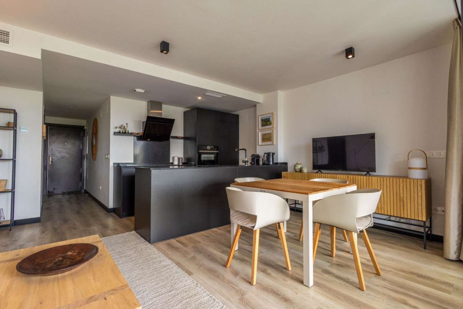 Bezugsfertiges Apartment mit Meerblick, großer Terrasse & Resort-Anlage in Mijas Costa