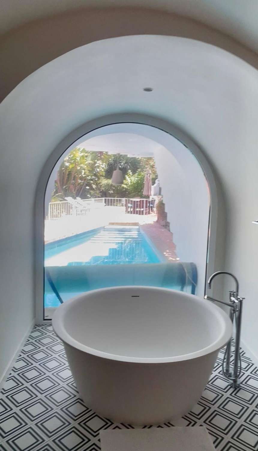 Außergewöhnliches Luxus-Endreihenhaus auf der Goldenen Meile von Marbella