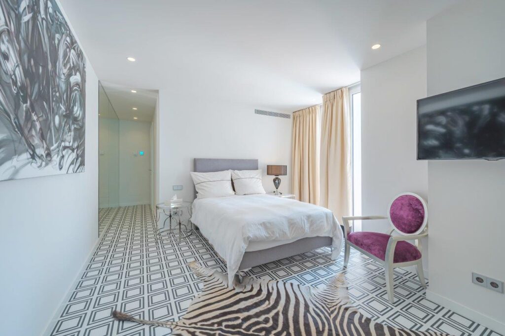 Außergewöhnliches Luxus-Endreihenhaus auf der Goldenen Meile von Marbella