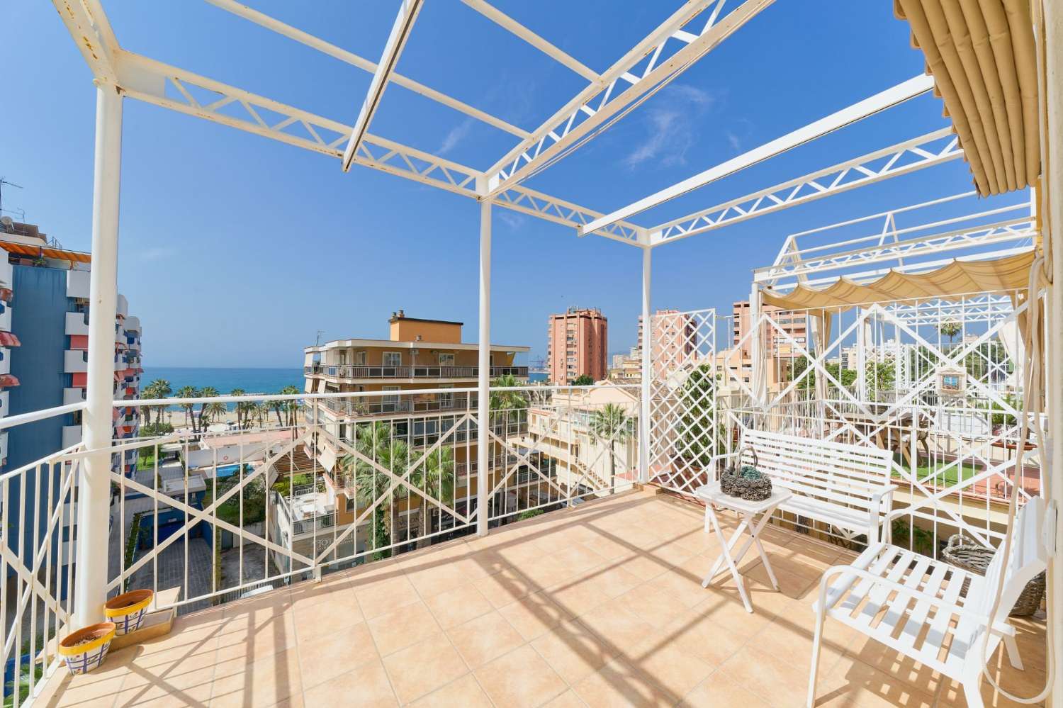 Exklusive Wohnung mit Meerblick in privilegierter Lage an der Paseo de Sancha – Málaga