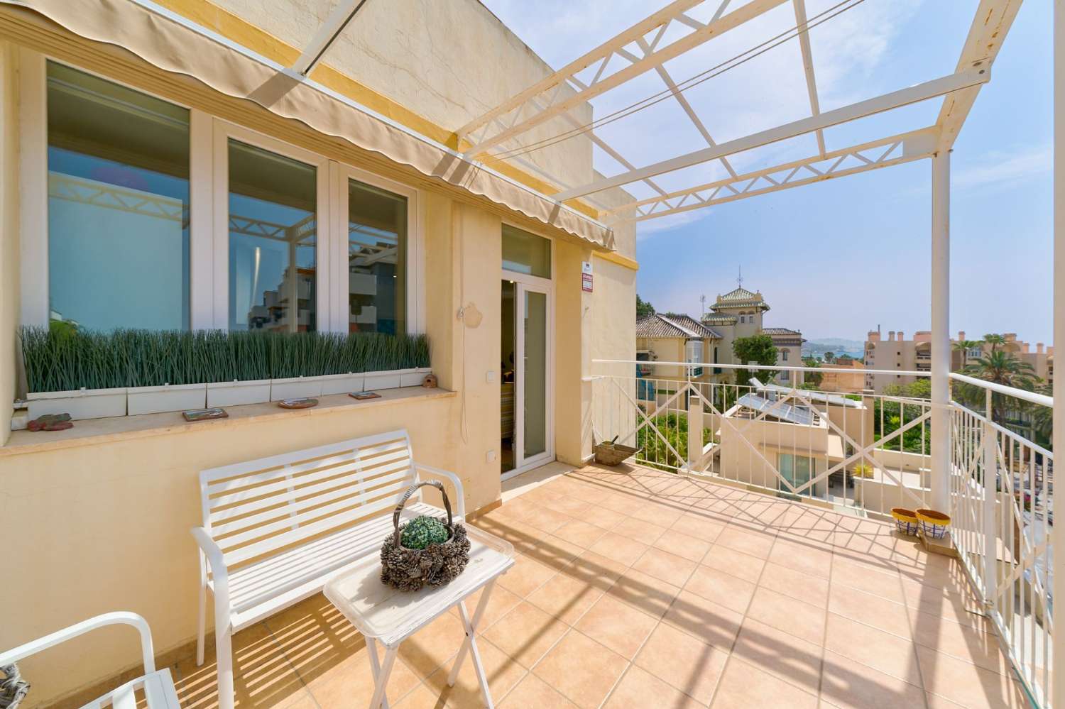 Exklusive Wohnung mit Meerblick in privilegierter Lage an der Paseo de Sancha – Málaga