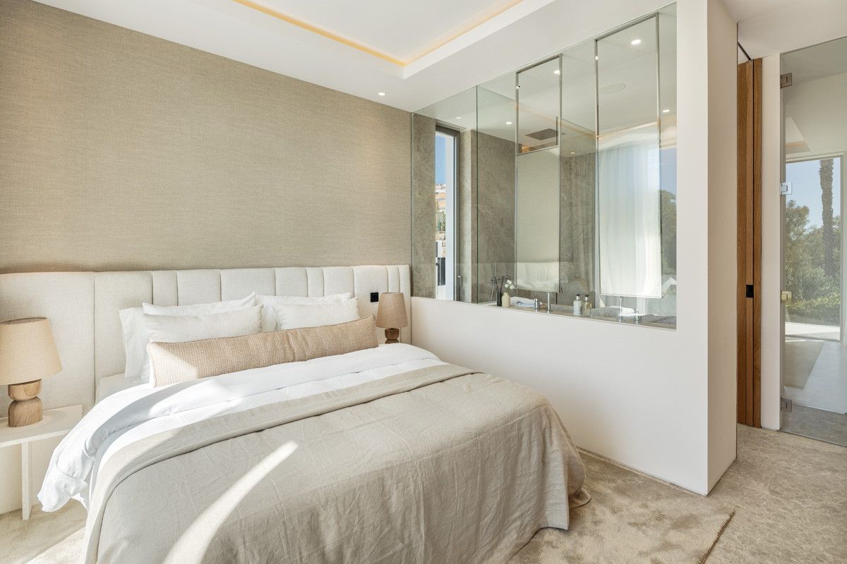 Außergewöhnliche Luxusvilla mit Panoramablick in Aloha – Nueva Andalucía, Marbella