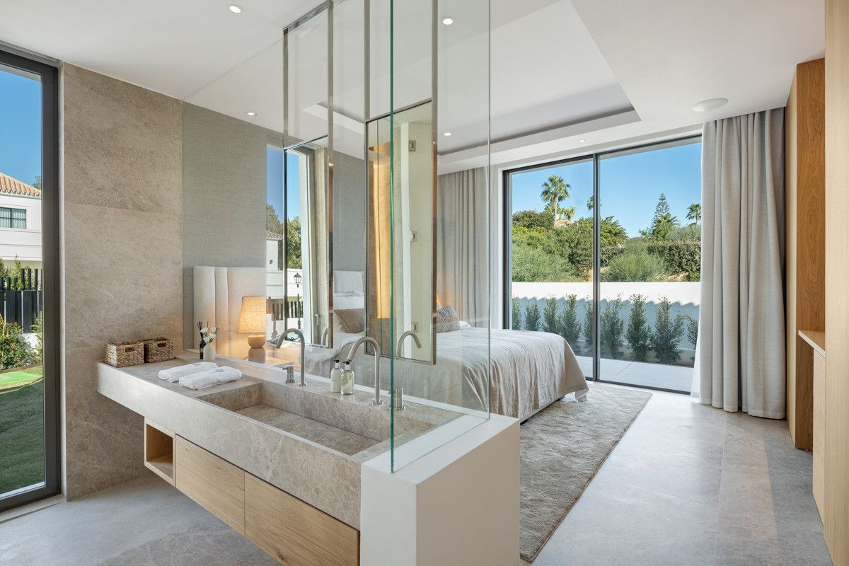 Außergewöhnliche Luxusvilla mit Panoramablick in Aloha – Nueva Andalucía, Marbella