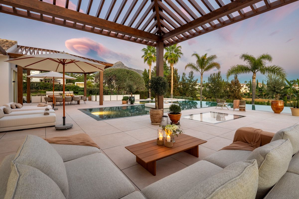 Außergewöhnliche Luxusvilla mit Panoramablick in Aloha – Nueva Andalucía, Marbella