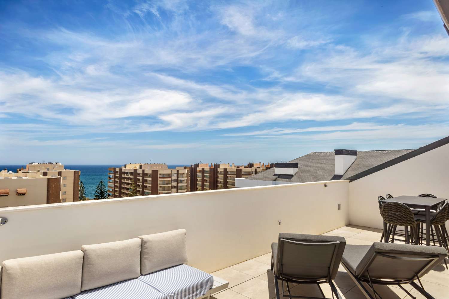 Exklusives Penthouse mit Meerblick in Fuengirola