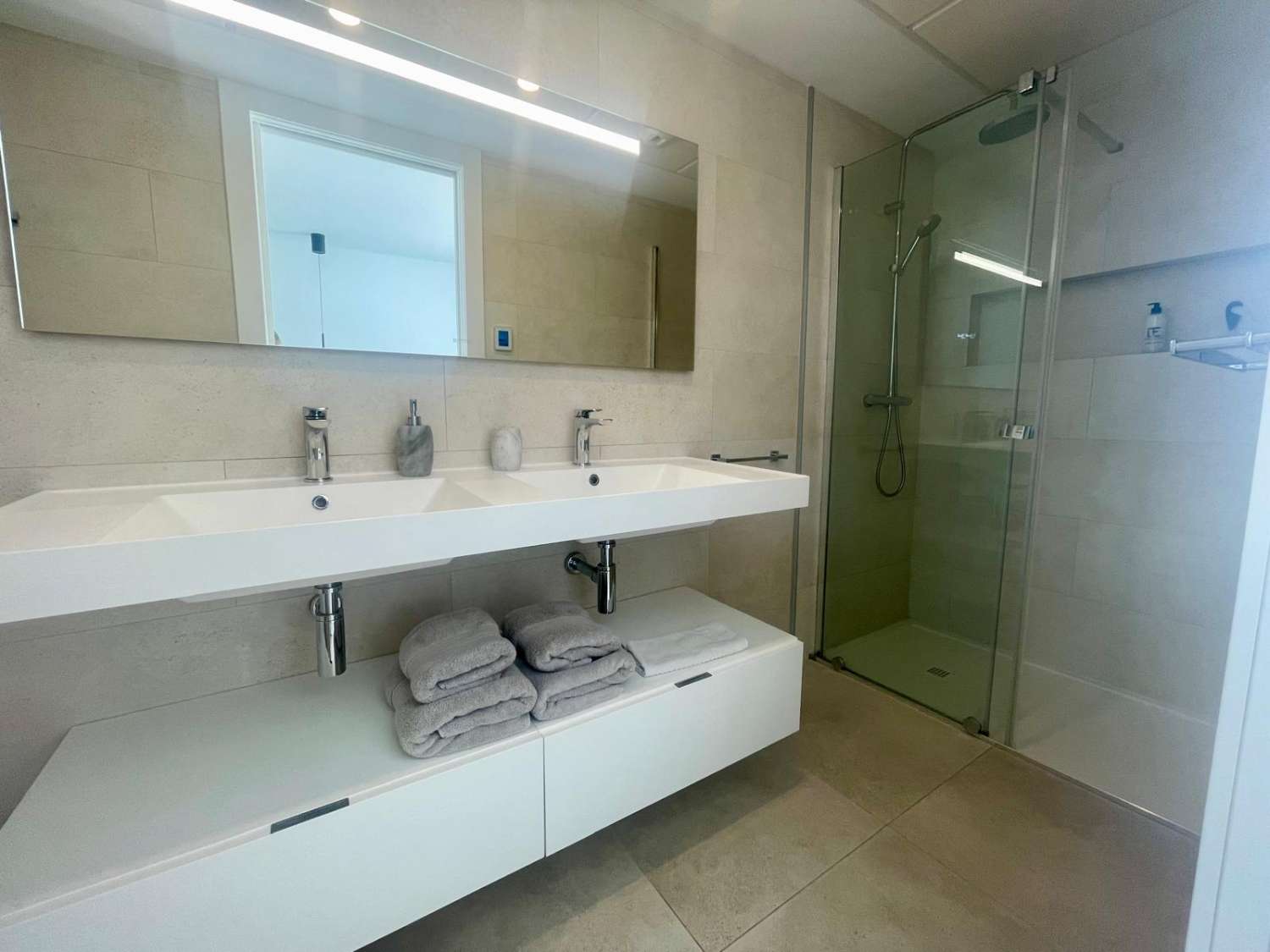 Exclusive Sea View Penthouse in Fuengirola