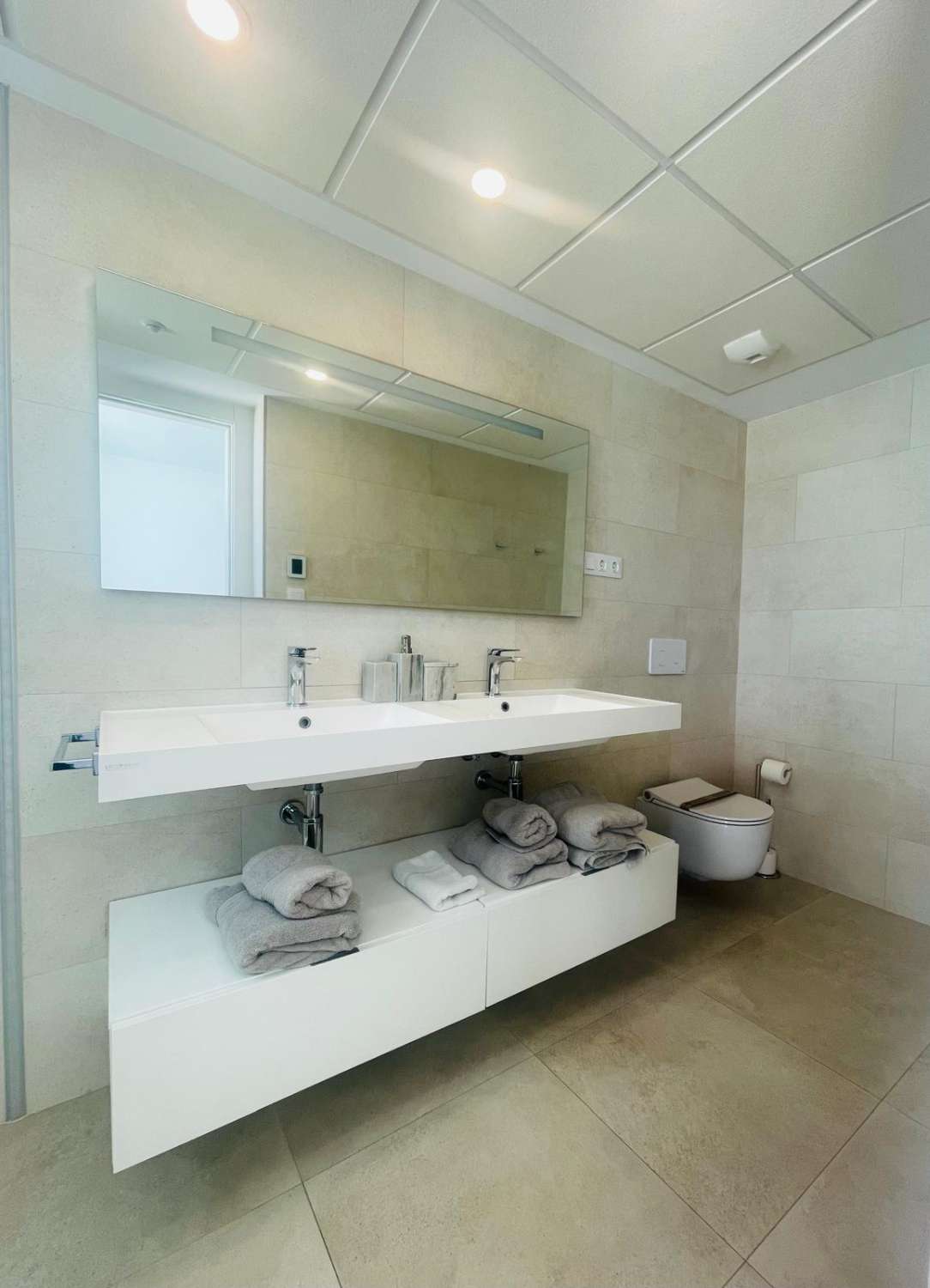 Exclusive Sea View Penthouse in Fuengirola
