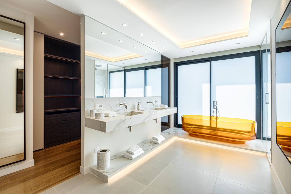 Exklusive Designervilla mit Meerblick in privilegierter Lage von Marbella