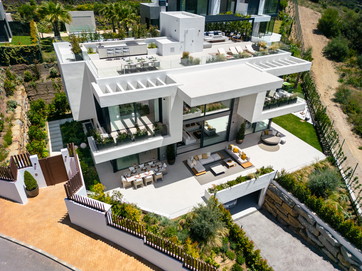 Exklusive Designervilla mit Meerblick in privilegierter Lage von Marbella