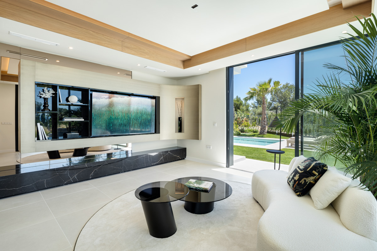 Exklusive Designervilla mit Meerblick in privilegierter Lage von Marbella
