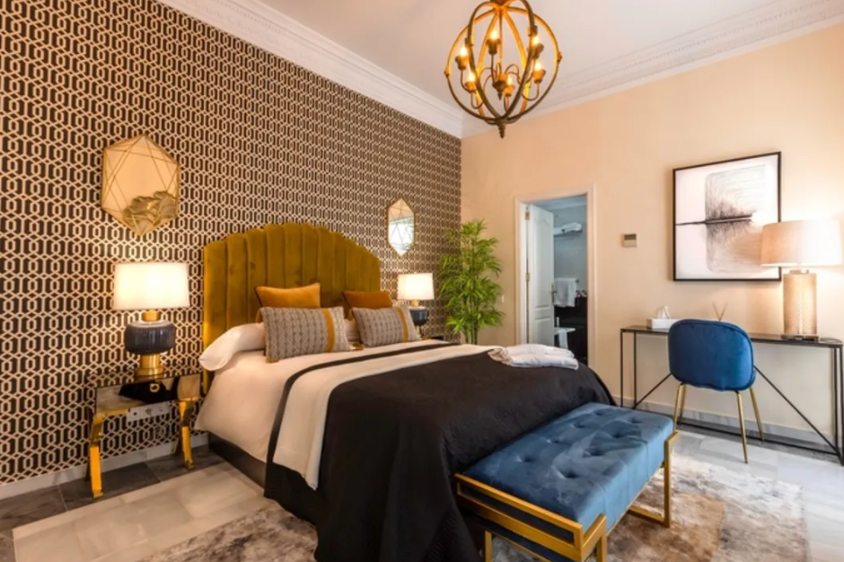Villa exclusiva en primera línea de playa en Puerto Banús