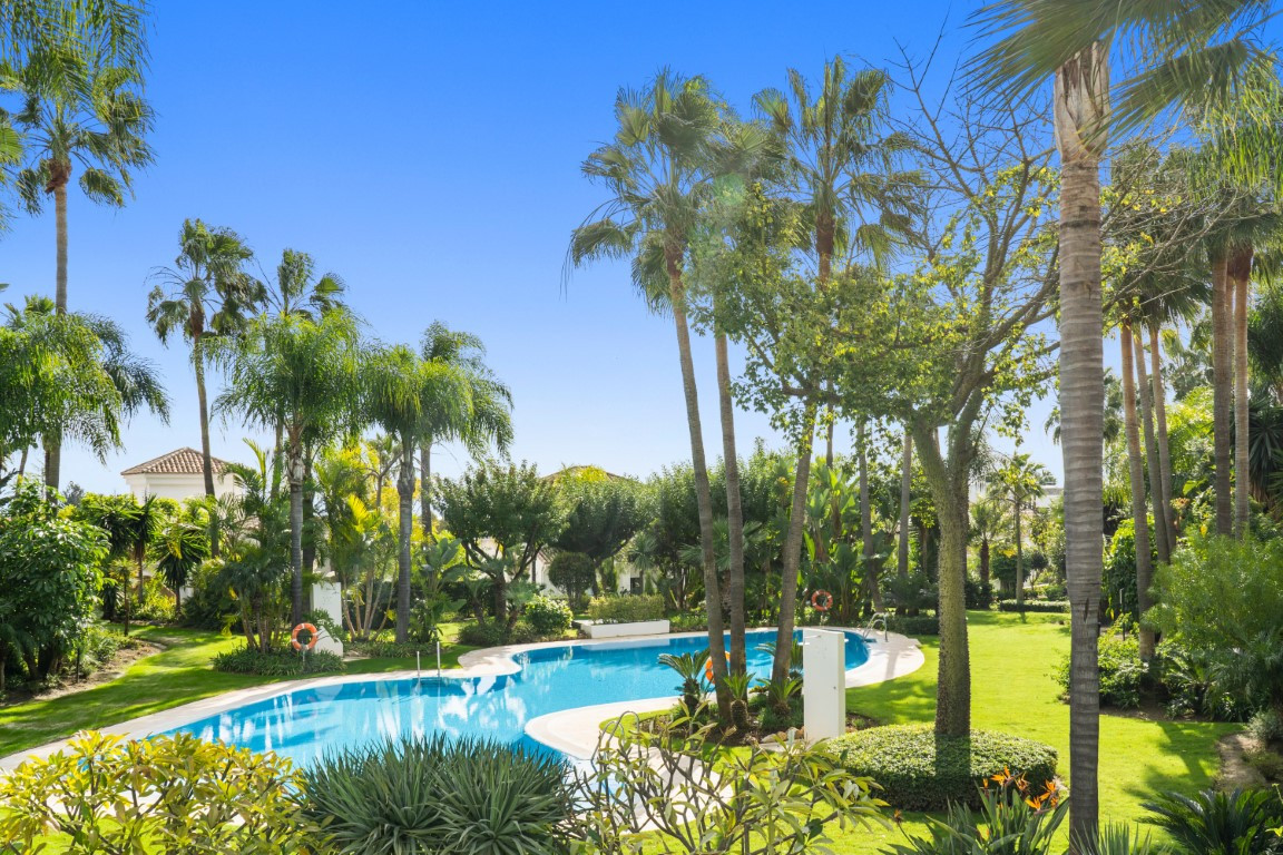 Exklusive Villa mit großem Entwicklungspotenzial auf der Goldenen Meile von Marbella