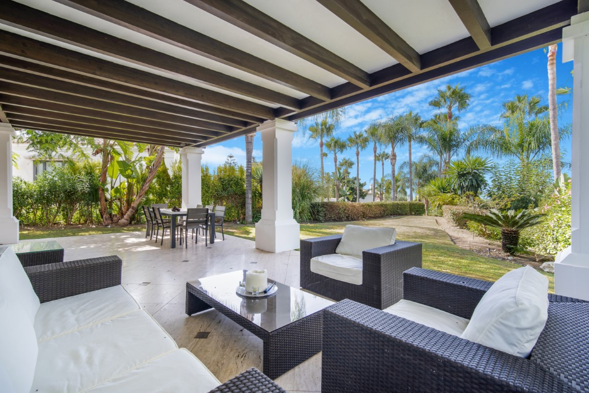 Exklusive Villa mit großem Entwicklungspotenzial auf der Goldenen Meile von Marbella