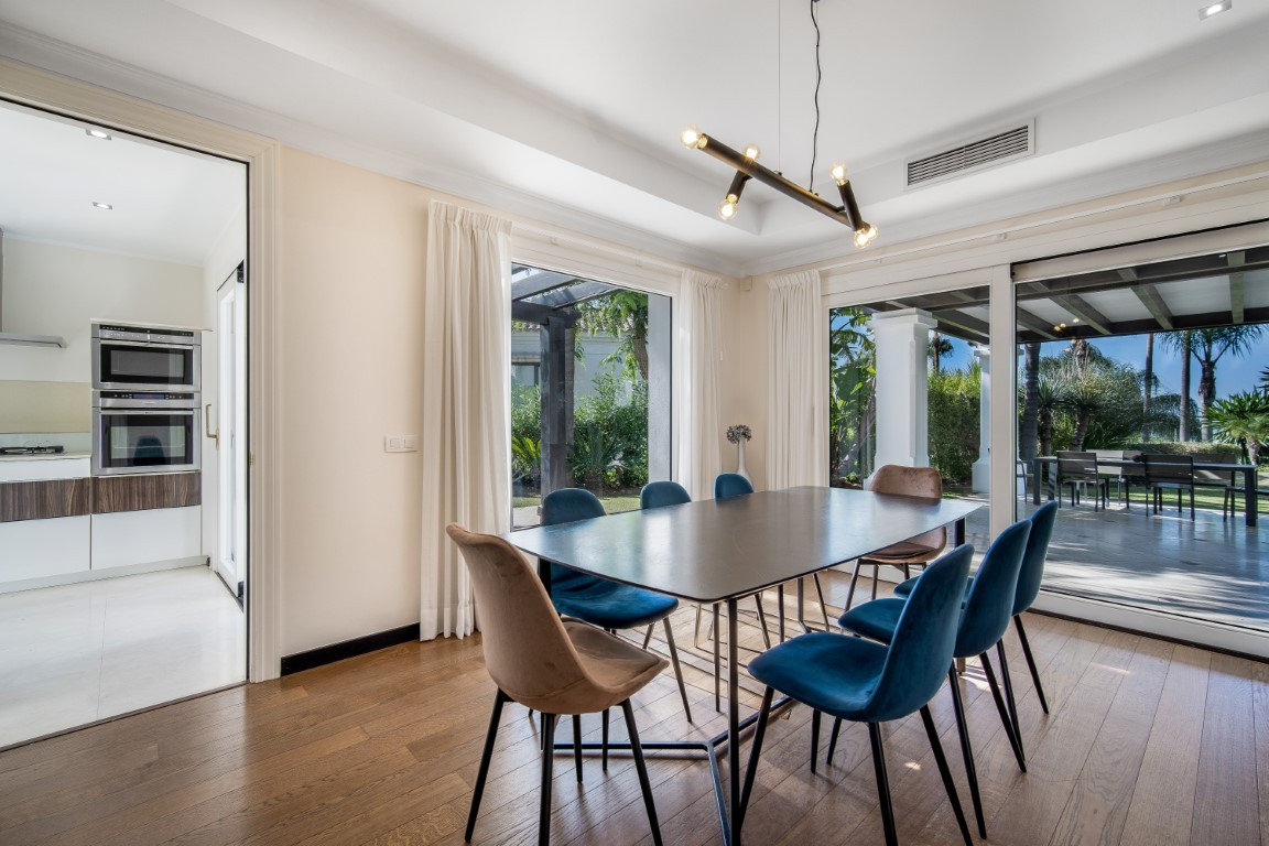 Exklusive Villa mit großem Entwicklungspotenzial auf der Goldenen Meile von Marbella
