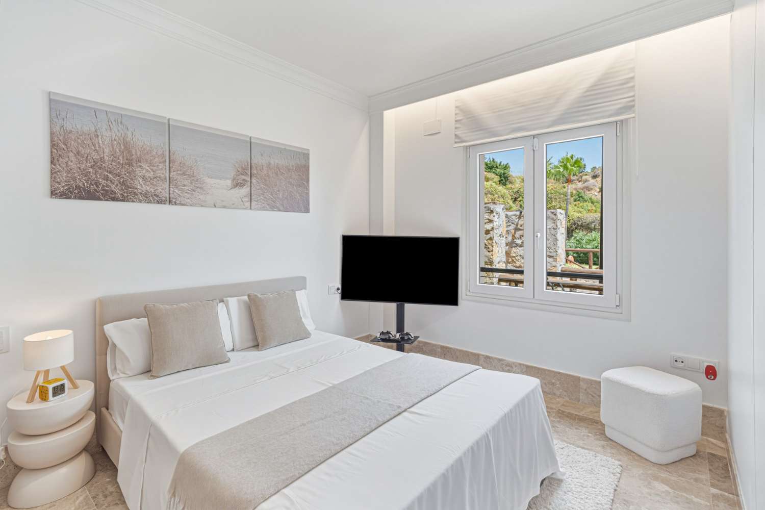 Exklusive Villa mit Panoramablick auf das Meer im Santa Clara Golf Resort, Marbella