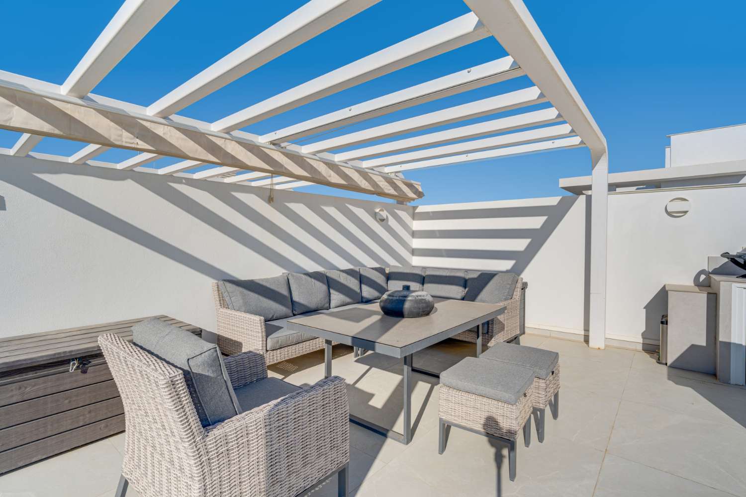 Exklusives Duplex-Penthouse mit Panoramameerblick und privatem Rooftop in El Higuerón, Fuengirola
