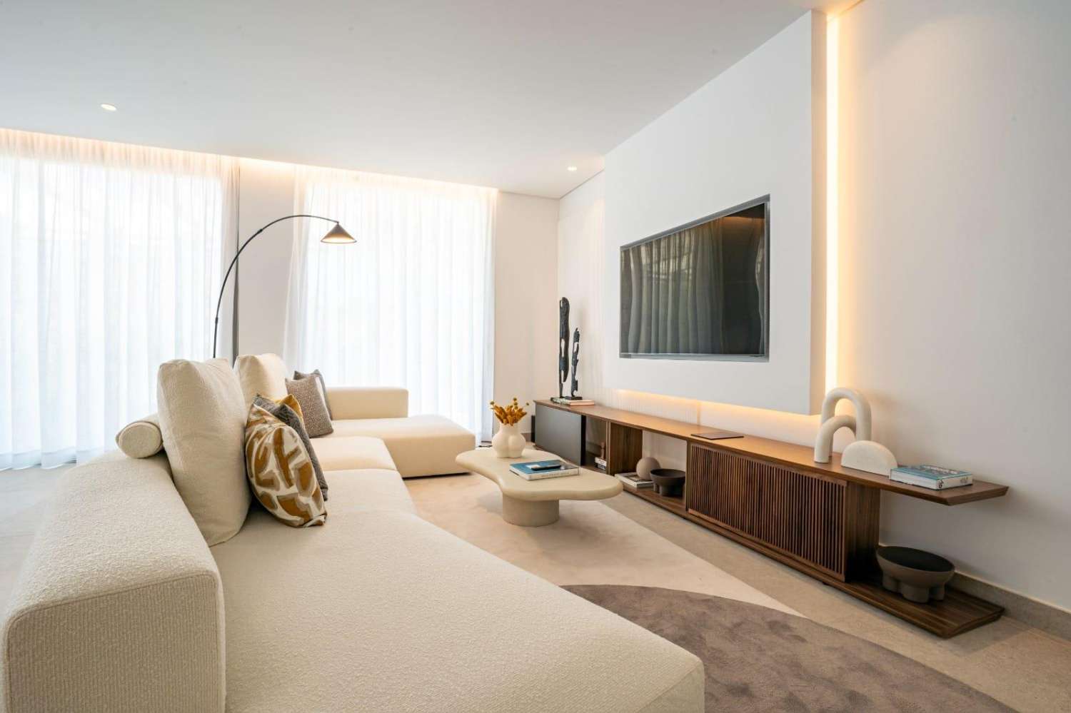 Exklusives Penthouse in Benahavís mit privater Dachterrasse, Pool und Meerblick