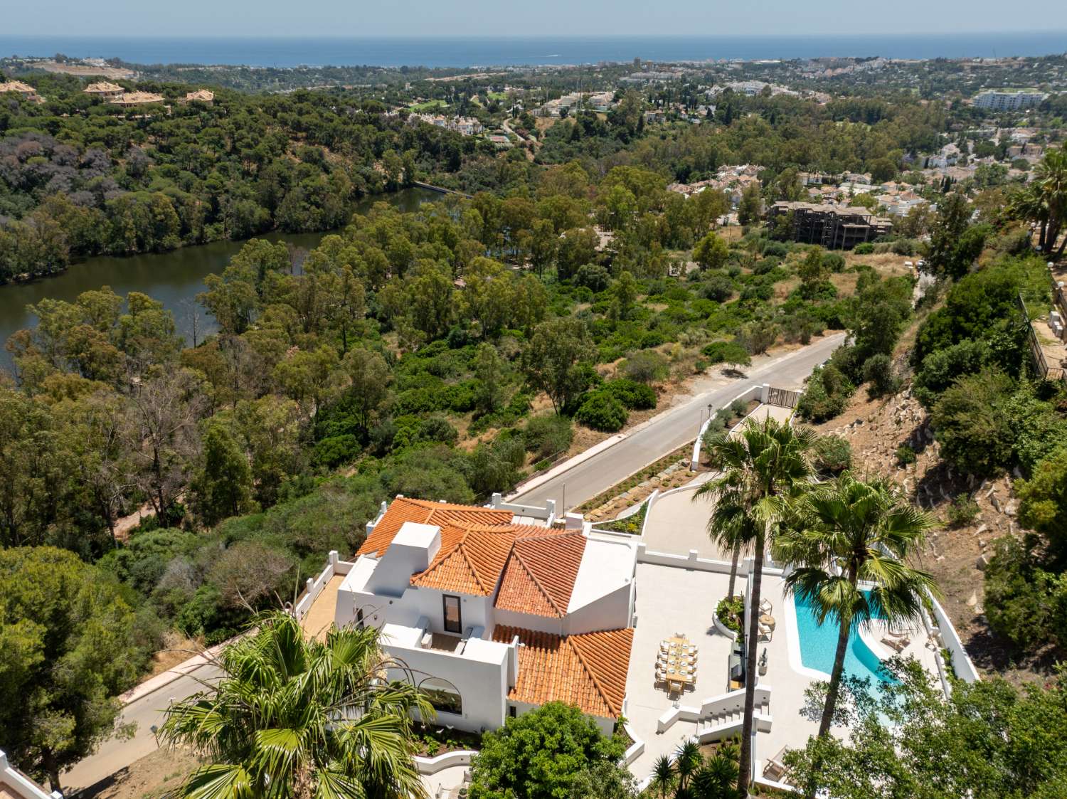 Villa Luma – Exklusive mediterrane Villa mit spektakulärem Meerblick in Nueva Andalucía