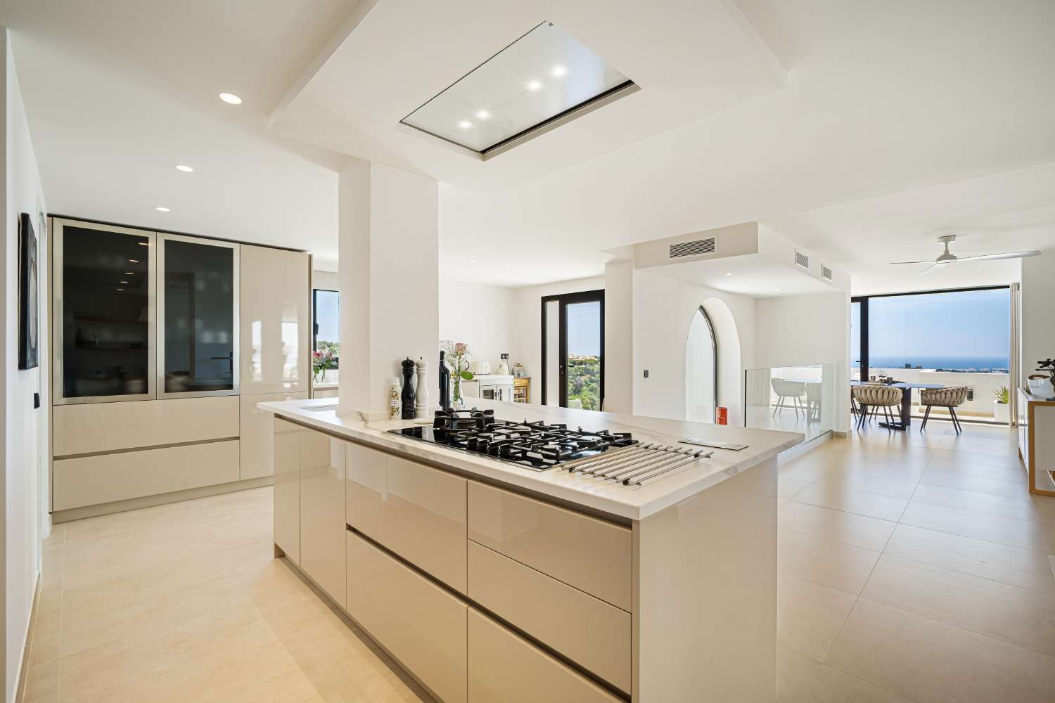 Villa Luma – Exklusive mediterrane Villa mit spektakulärem Meerblick in Nueva Andalucía