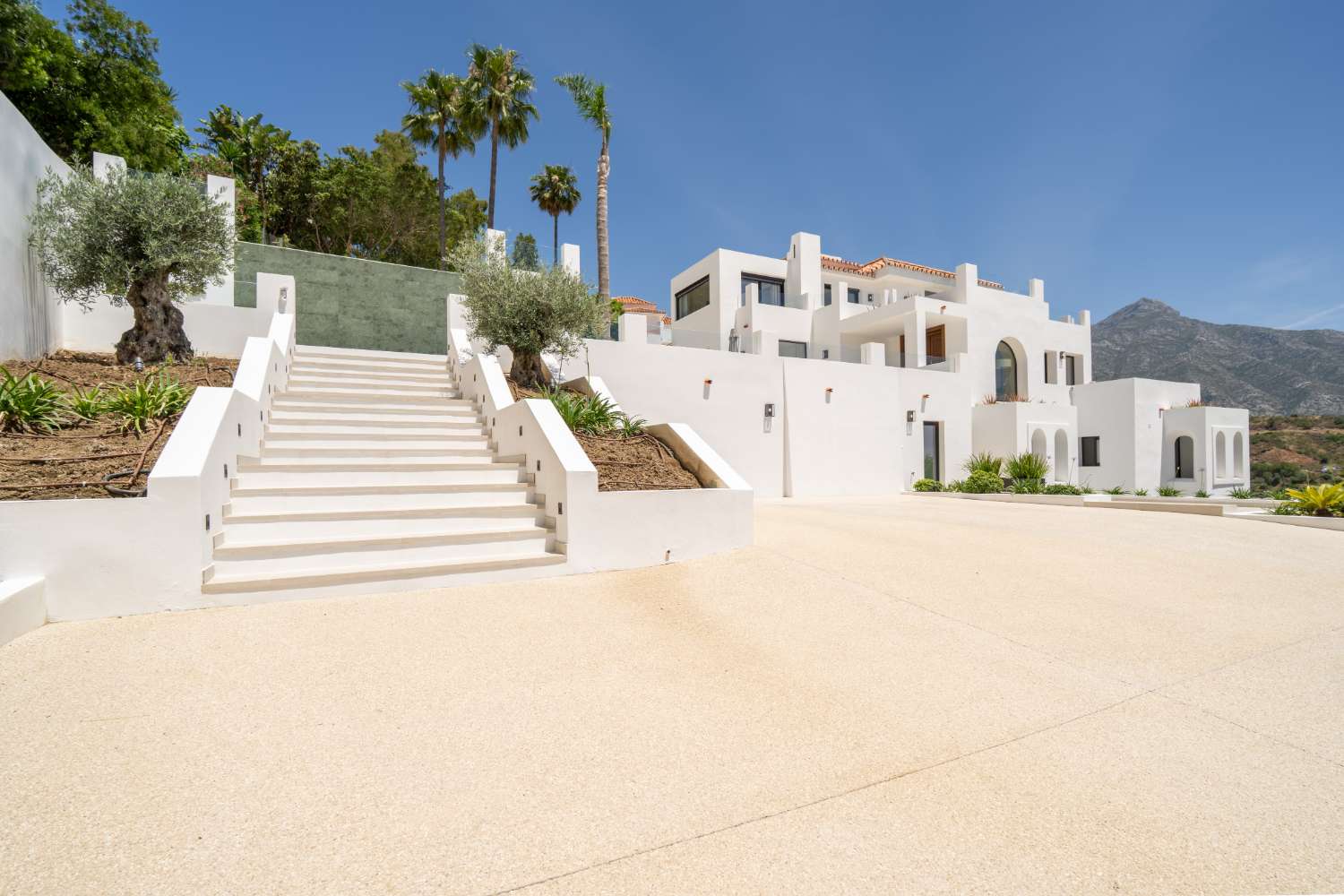 Villa Luma – Exklusive mediterrane Villa mit spektakulärem Meerblick in Nueva Andalucía