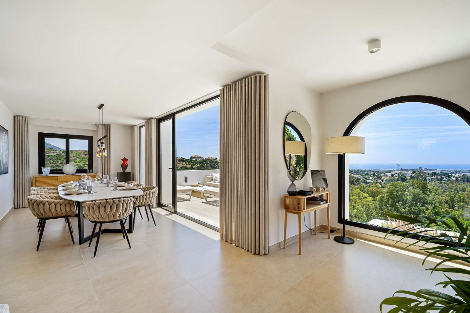 Villa Luma – Exklusive mediterrane Villa mit spektakulärem Meerblick in Nueva Andalucía
